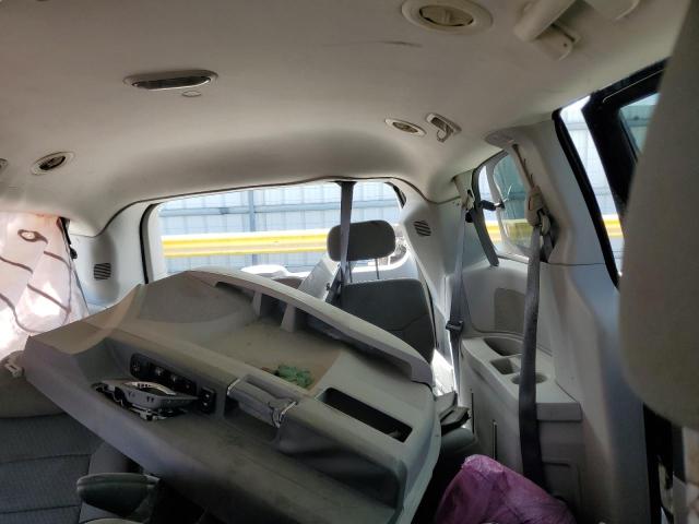Photo 10 from auction – 2010 CHRYSLER TOWN & COU with VIN 2A4RR4DE1AR109806