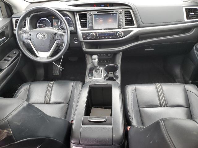 Photo 8 from auction – 2018 TOYOTA HIGHLANDER with VIN 5TDJZRFH9JS538061