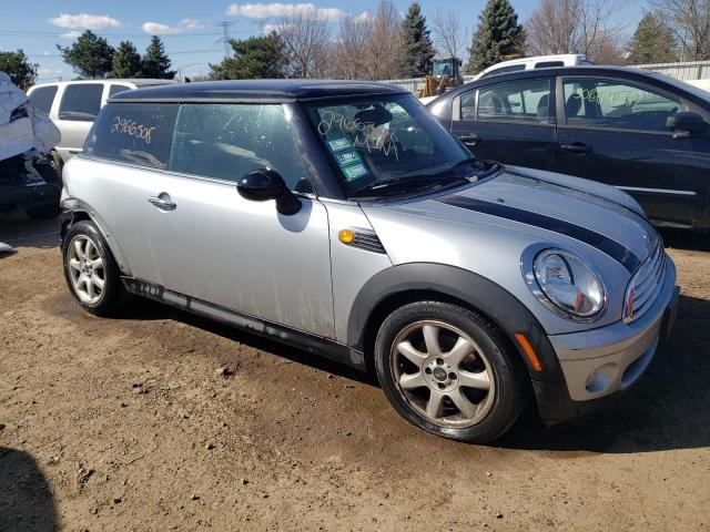 Photo 4 from auction – 2007 MINI COOPER with VIN WMWMF335X7TL68359