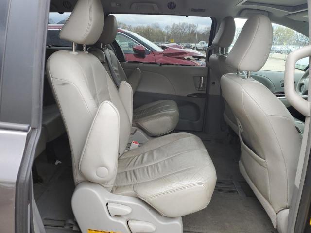 Photo 11 from auction – 2012 TOYOTA SIENNA XLE with VIN 5TDYK3DC4CS234727
