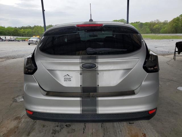 Foto 6 de la subasta – 2014 FORD FOCUS SE con VIN 1FADP3K25EL315899