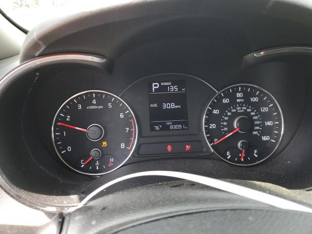 Photo 9 from auction – 2018 KIA FORTE LX with VIN 3KPFK4A7XJE228927