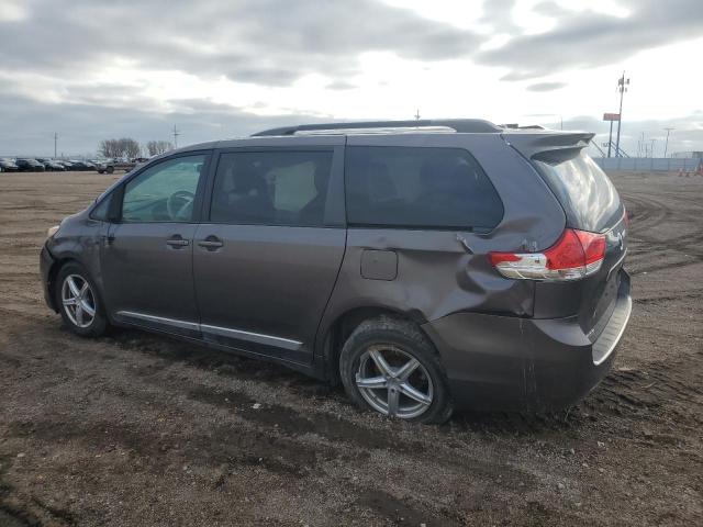 Photo 2 from auction – 2012 TOYOTA SIENNA XLE with VIN 5TDYK3DC9CS226154