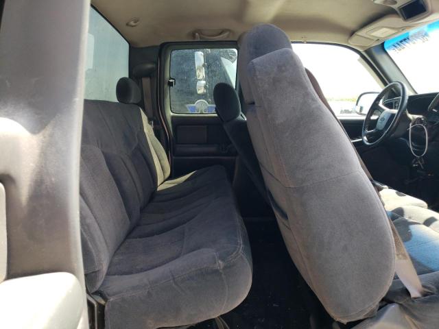 Photo 10 from auction – 2001 CHEVROLET SILVERADO with VIN 2GCEK19T611288132