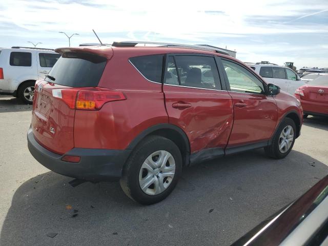 Photo 3 from auction – 2015 TOYOTA RAV4 LE with VIN JTMBFREV6FJ039677