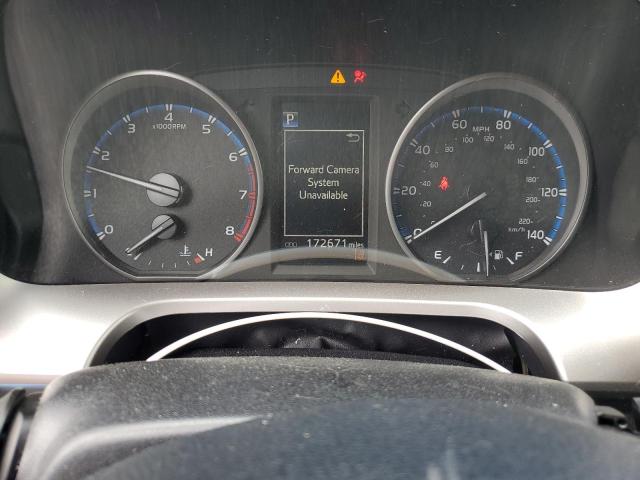 Photo 9 from auction – 2018 TOYOTA RAV4 with VIN JTMBFREV4JJ213433