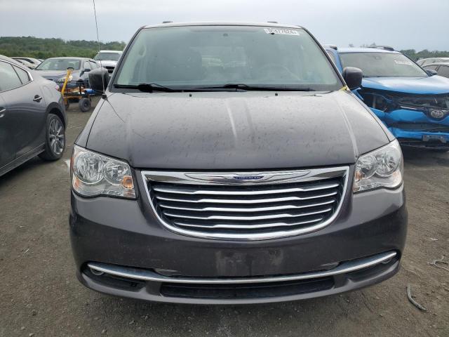 Photo 5 from auction – 2016 CHRYSLER TOWN & COU with VIN 2C4RC1BG0GR113686