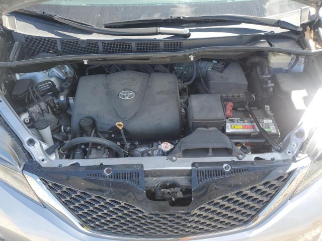 Photo 12 from auction – 2017 TOYOTA SIENNA SE with VIN 5TDXZ3DC8HS837811