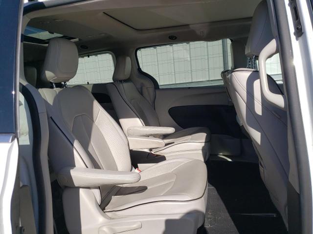Photo 11 from auction – 2018 CHRYSLER PACIFICA H with VIN 2C4RC1N78JR213070