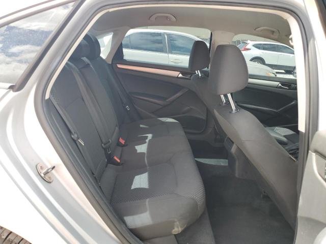 Photo 10 from auction – 2014 VOLKSWAGEN PASSAT S with VIN 1VWAP7A36EC002064