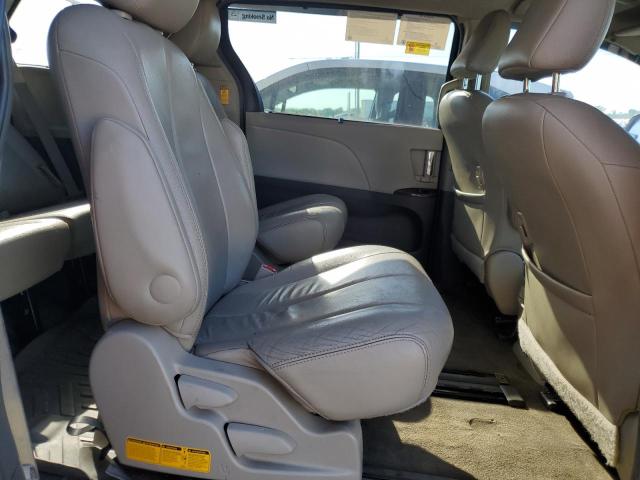 Photo 11 from auction – 2014 TOYOTA SIENNA XLE with VIN 5TDYK3DC2ES412203