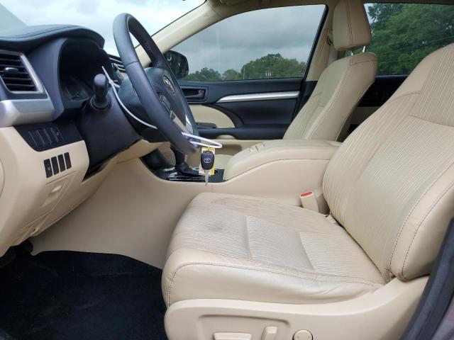 Photo 7 from auction – 2016 TOYOTA HIGHLANDER with VIN 5TDZKRFH7GS166655
