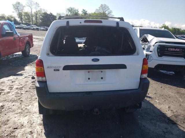 Photo 6 from auction – 2004 FORD ESCAPE XLT with VIN 1FMYU93144KA88136