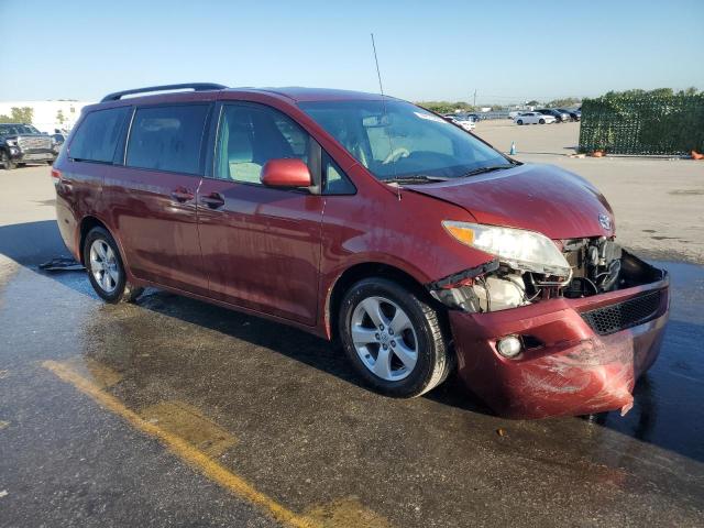 Photo 4 from auction – 2014 TOYOTA SIENNA LE with VIN 5TDKK3DC5ES426019