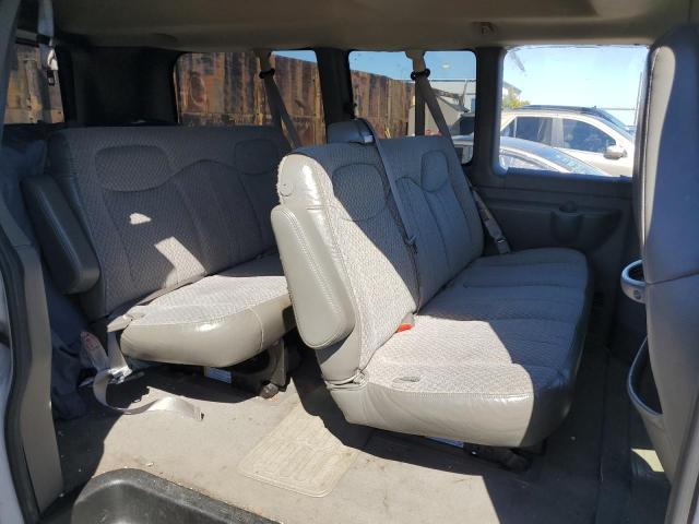 Photo 11 from auction – 2005 CHEVROLET EXPRESS G1 with VIN 1GNFG15T351154371
