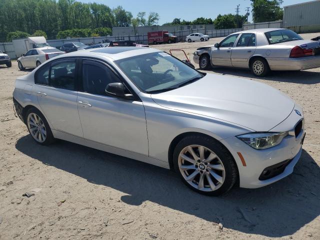 Photo 4 from auction – 2018 BMW 320 XI with VIN WBA8E5G57JNU48000