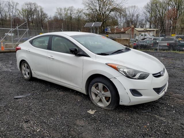 Photo 4 from auction – 2011 HYUNDAI ELANTRA GL with VIN 5NPDH4AE2BH016735