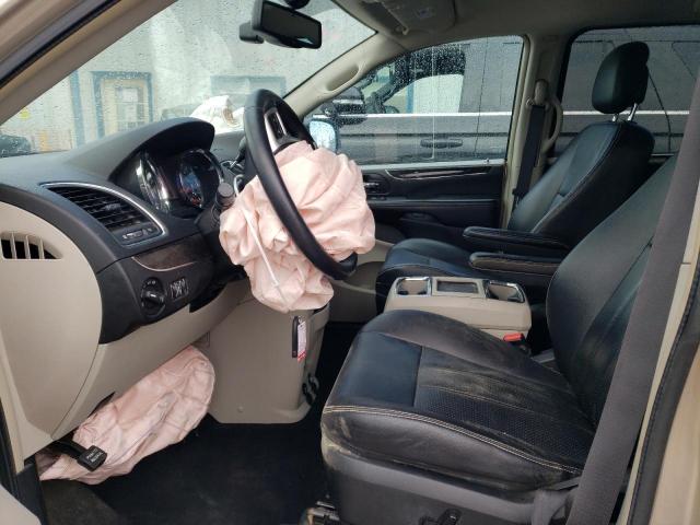 Photo 7 from auction – 2015 CHRYSLER TOWN & COU with VIN 2C4RC1CG4FR674017