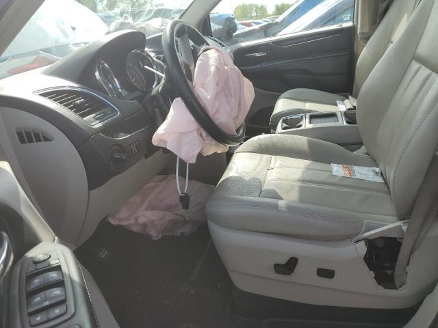Photo 7 from auction – 2014 CHRYSLER TOWN & COU with VIN 2C4RC1BG9ER402952