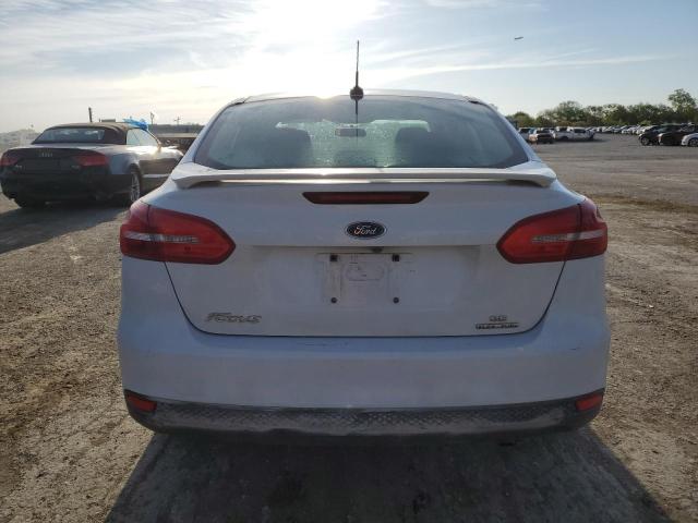 Photo 6 from auction – 2015 FORD FOCUS SE with VIN 1FADP3F21FL231171