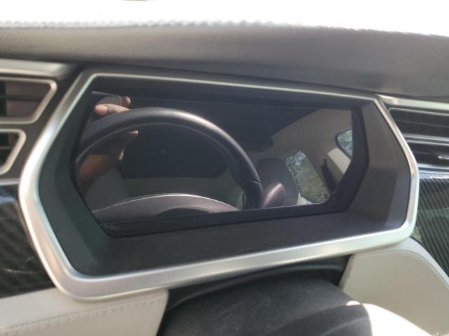 Photo 9 from auction – 2013 TESLA MODEL S with VIN 5YJSA1CN8DFP23685