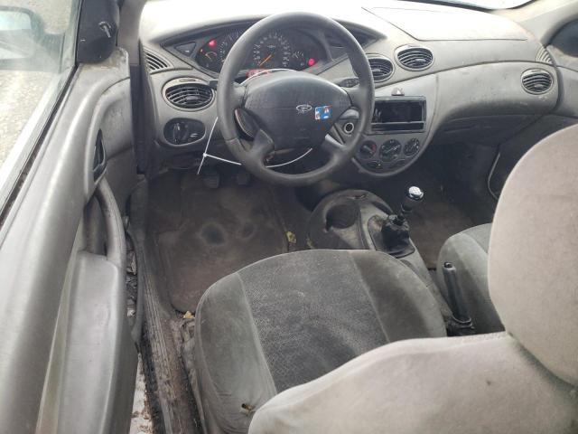 Photo 8 from auction – 2000 FORD FOCUS ZX3 with VIN 3FAFP3130YR136517