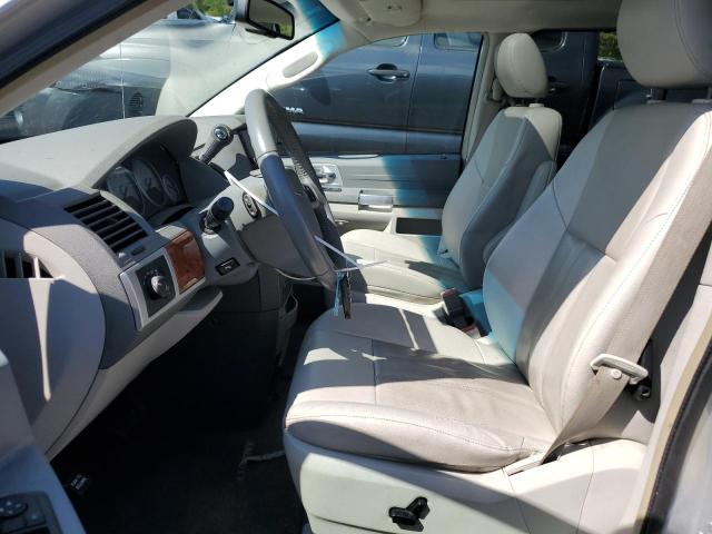 Photo 7 from auction – 2008 CHRYSLER TOWN & COU with VIN 2A8HR54P28R607234