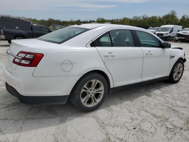Photo 3 from auction – 2015 FORD TAURUS SE with VIN 1FAHP2D81FG155236