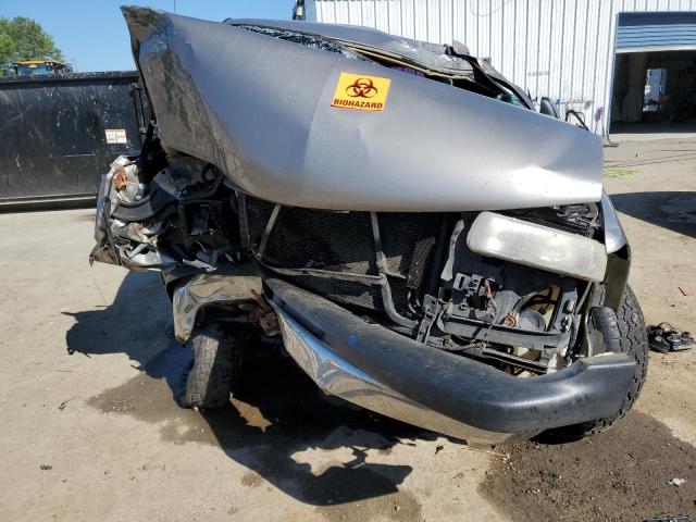 Photo 5 from auction – 2001 CHEVROLET SILVERADO with VIN 2GCEC19V311232955