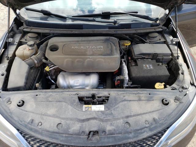 Photo 11 from auction – 2015 CHRYSLER 200 LIMITE with VIN 1C3CCCAB0FN696798