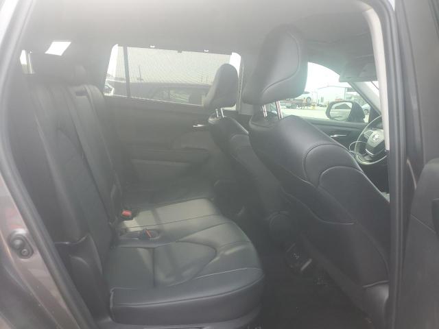 Photo 11 from auction – 2022 TOYOTA HIGHLANDER with VIN 5TDGZRAH2NS116642