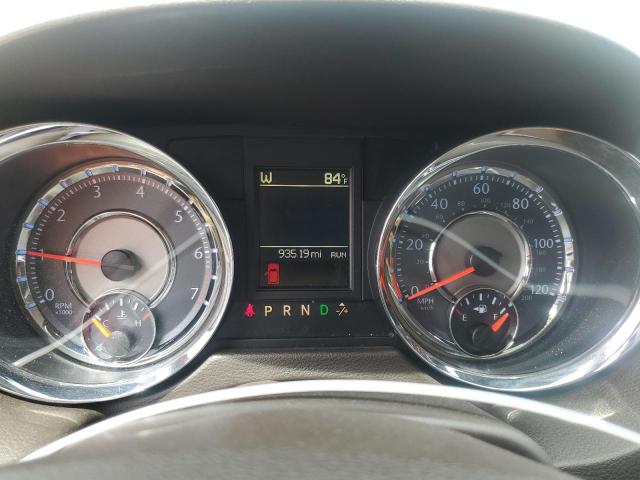 Photo 9 from auction – 2015 CHRYSLER TOWN & COU with VIN 2C4RC1BG4FR552419