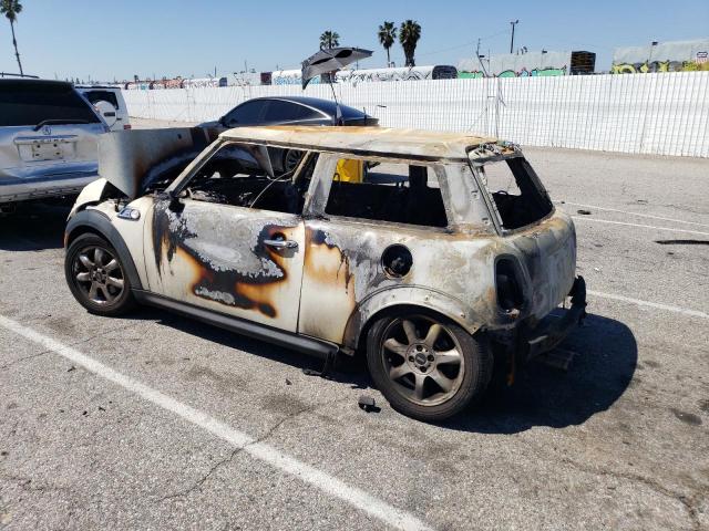 Photo 2 from auction – 2009 MINI COOPER S with VIN WMWMF73549TT95017