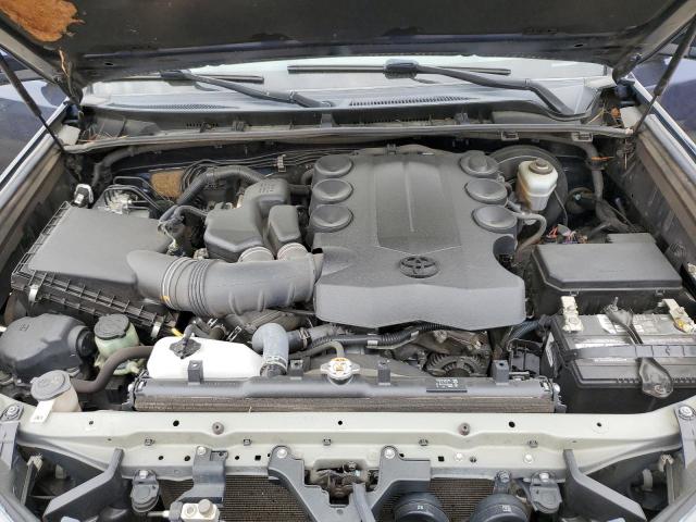 Photo 11 from auction – 2018 TOYOTA 4RUNNER SR with VIN JTEZU5JR6J5176587