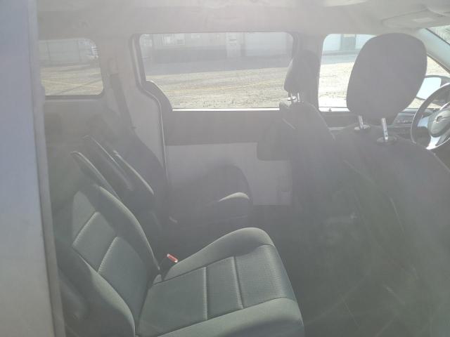 Photo 11 from auction – 2010 DODGE GRAND CARA with VIN 2D4RN5D16AR219015