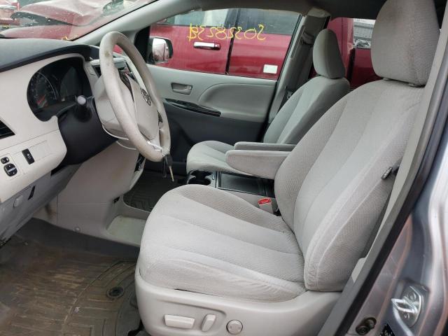 Photo 7 from auction – 2014 TOYOTA SIENNA LE with VIN 5TDKK3DC0ES410004