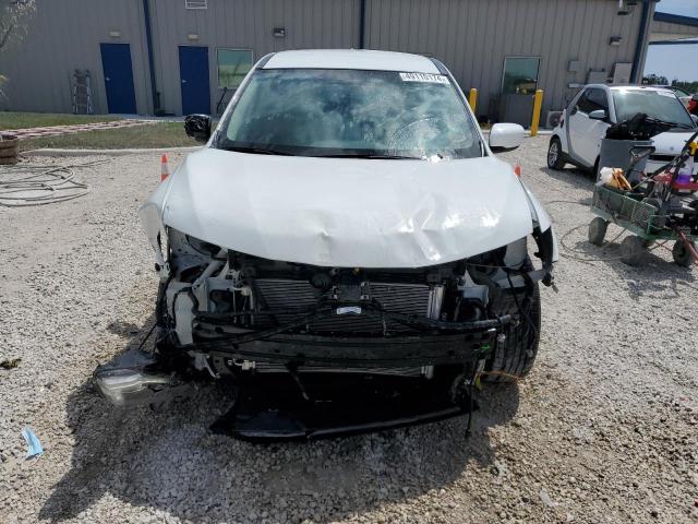 Photo 5 from auction – 2017 NISSAN ROGUE S with VIN KNMAT2MT8HP582959