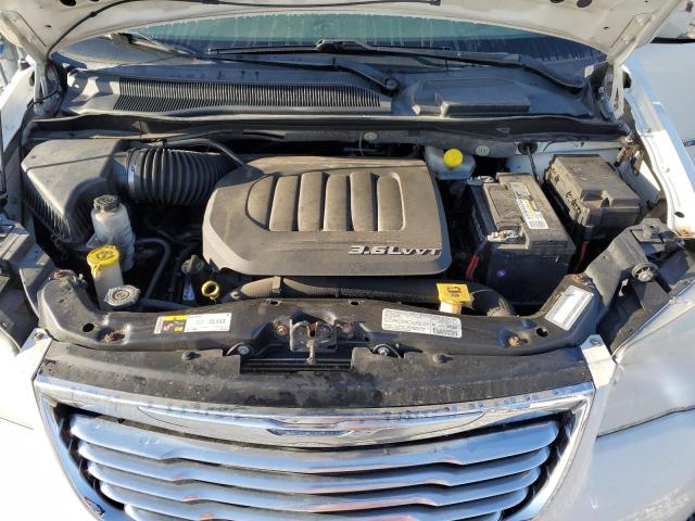 Photo 12 from auction – 2013 CHRYSLER TOWN & COU with VIN 2C4RC1CG6DR559416