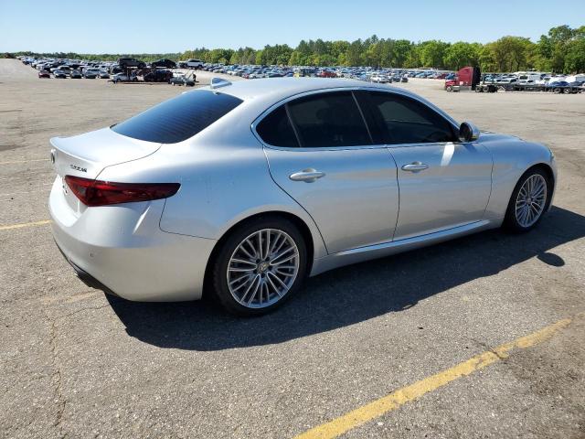 Photo 3 from auction – 2017 ALFA ROMEO GIULIA TI with VIN ZARFAECN9H7552276