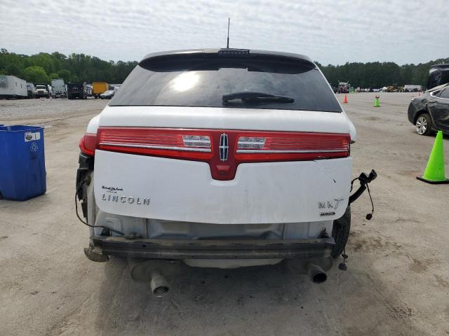 Photo 6 from auction – 2016 LINCOLN MKT with VIN 2LMHJ5AT8GBL02215