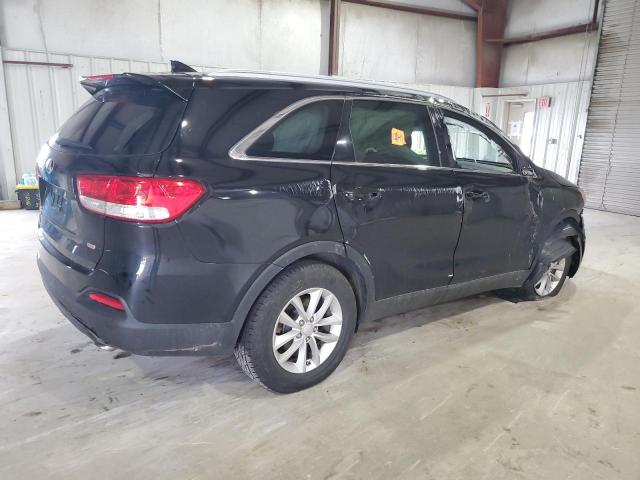 Photo 3 from auction – 2016 KIA SORENTO LX with VIN 5XYPGDA33GG173655
