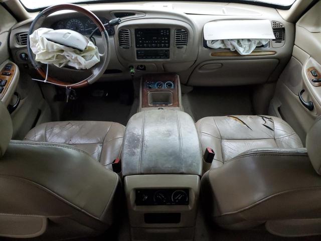 Photo 8 from auction – 2001 LINCOLN NAVIGATOR with VIN 5LMEU27RX1LJ26109