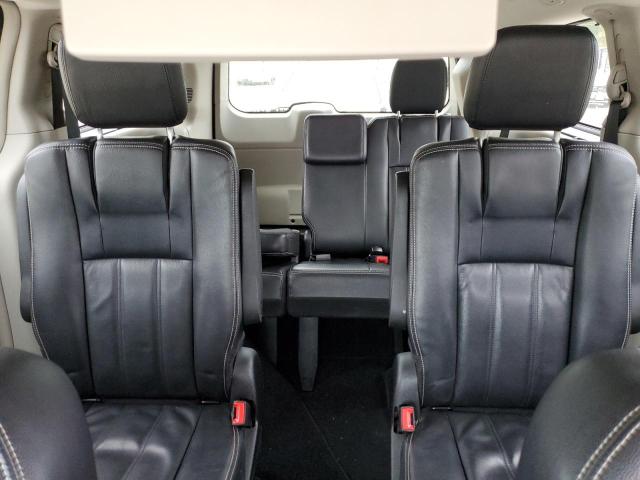Photo 10 from auction – 2013 CHRYSLER TOWN & COU with VIN 2C4RC1BG5DR821797