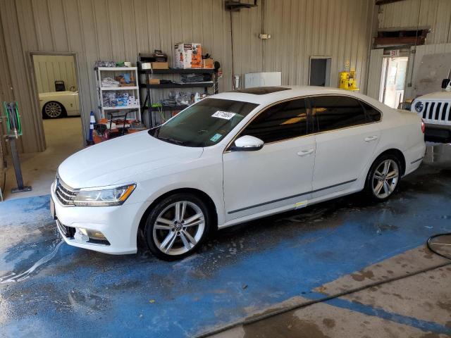 VOLKSWAGEN PASSAT SE 2016 with VIN 1VWBS7A38GC037534 - Photo from auction