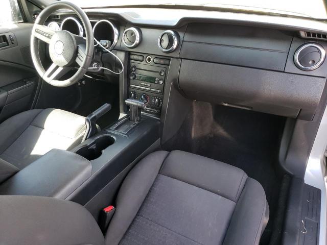 Photo 8 from auction – 2005 FORD MUSTANG with VIN 1ZVFT80N255209050