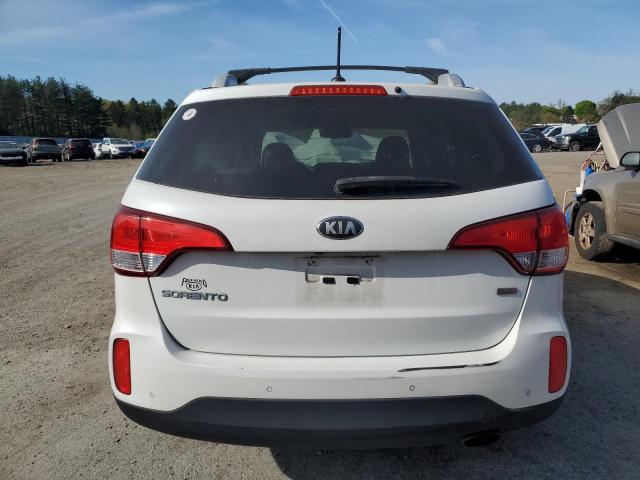 Photo 6 from auction – 2014 KIA SORENTO LX with VIN 5XYKT3A64EG496104
