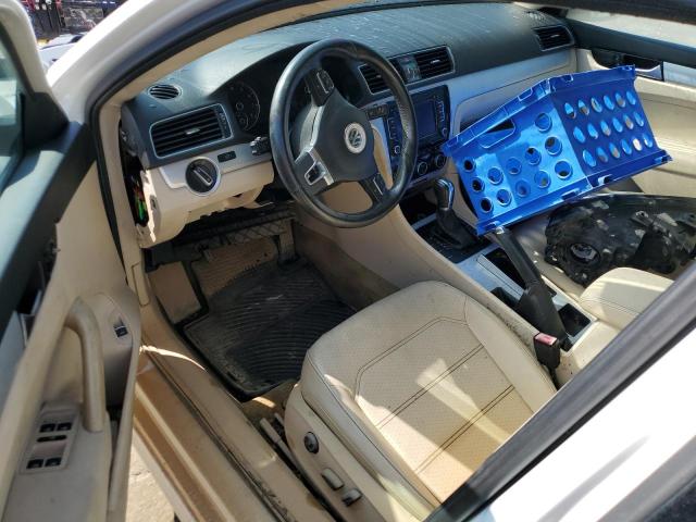 Photo 8 from auction – 2012 VOLKSWAGEN PASSAT SE with VIN 1VWBP7A38CC038968