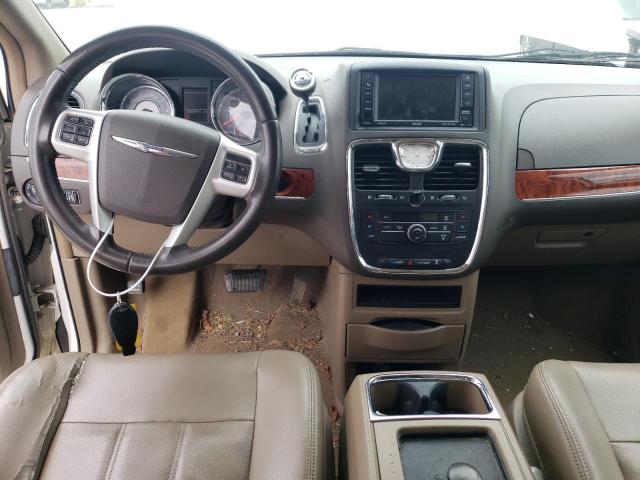 Photo 8 from auction – 2014 CHRYSLER TOWN & COU with VIN 2C4RC1BG0ER439601
