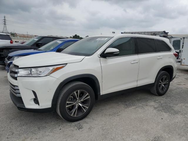 Photo 1 from auction – 2019 TOYOTA HIGHLANDER with VIN 5TDZZRFH9KS303163