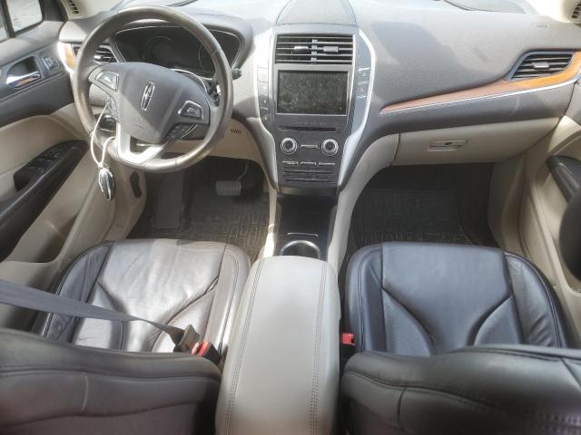 Photo 8 from auction – 2017 LINCOLN MKC SELECT with VIN 5LMTJ2DH4HUL12650